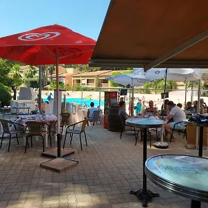 https://le-vallon-du-roy-sanary-sur-mer.fr-provencehotel.com